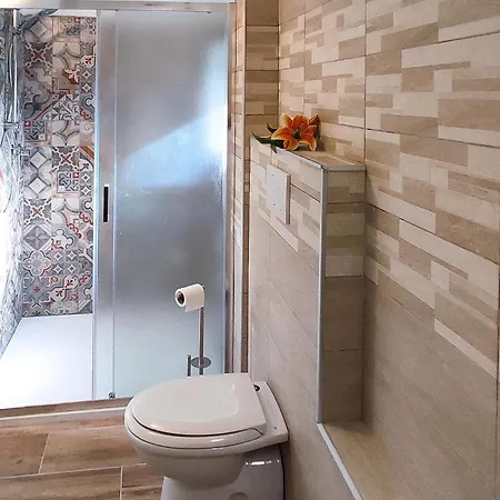Lovely In With Wifi Holiday home Marliana