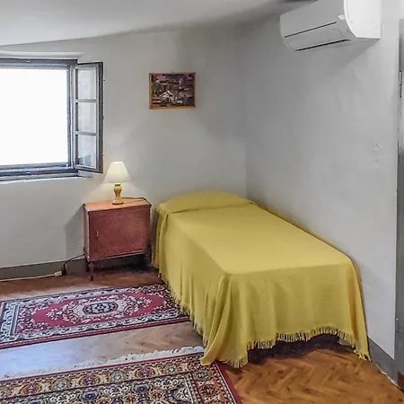 Lovely In With Wifi Holiday home *